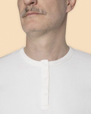 Camiseta de manga larga con tapeta color Blanco Roto